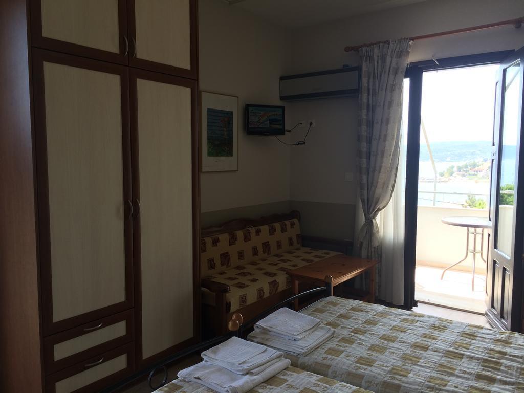 Vasilikos Apartments Paralia Agias Foteinis Экстерьер фото